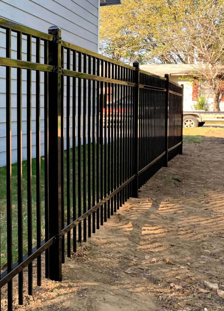 aluminum fence installation in dickson tn