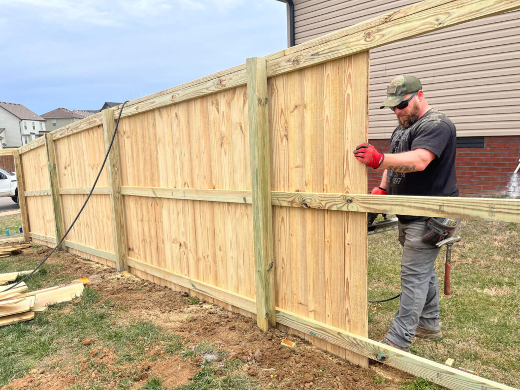 fence repair in greenbrier tn