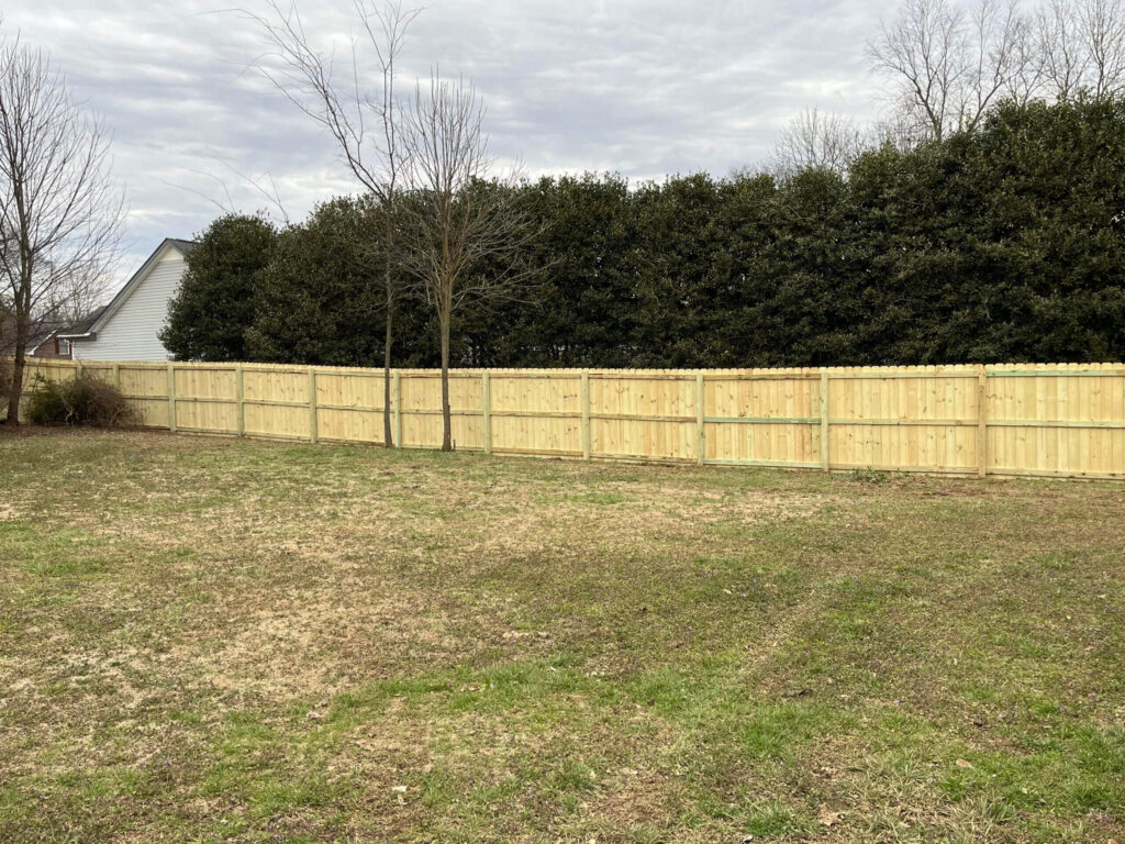 wood fence installation in white bluff tn